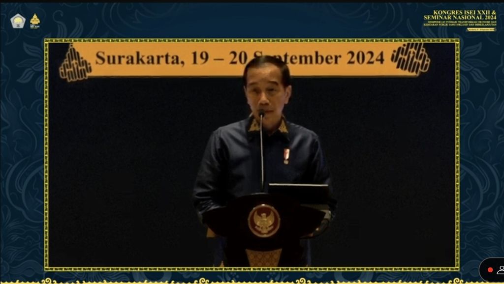 Presiden Jokowi menjelaskan harapannya supaya pengelolaan ekonomi Indonesia ke depan fokus pada pasar kerja. Hal ini disampaikan dalam pembukaan Kongres XXII Ikatan Sarjana Ekonomi Indonesia (ISEI) dan Seminar Nasional di Surakarta, Jawa Tengah, Kamis (19/9/2024).