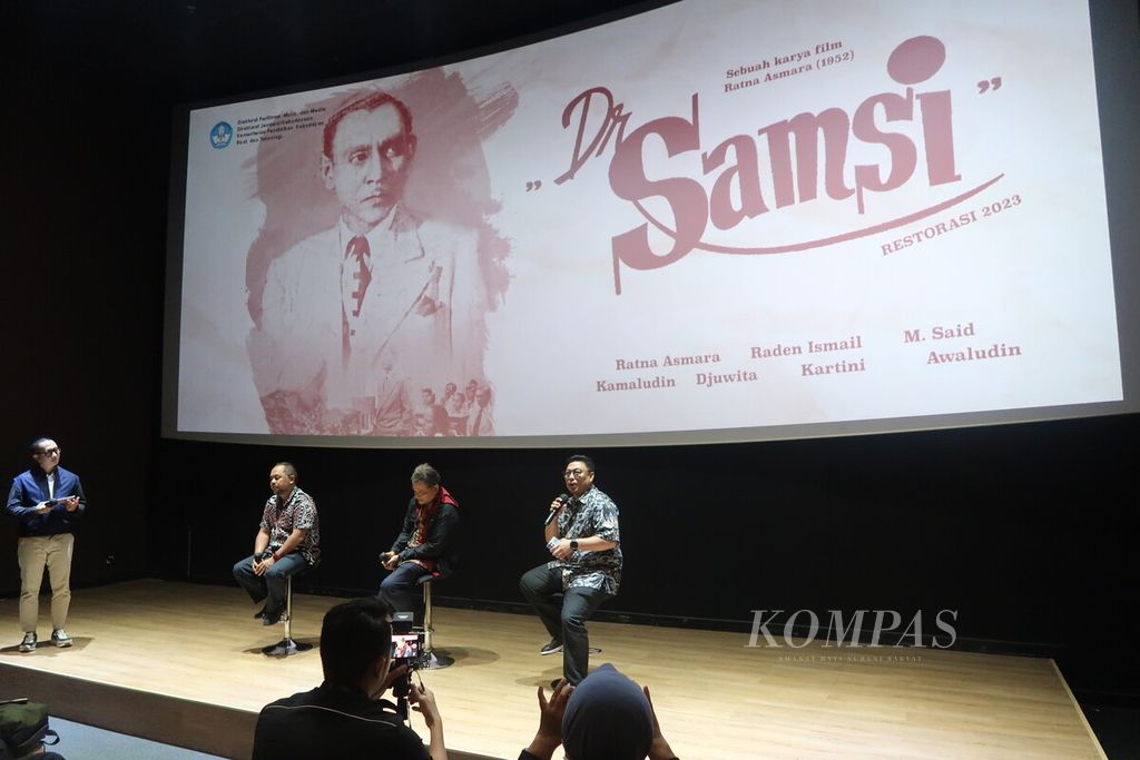 Suasana konferensi pers perilisan film hasil restorasi oleh Kementerian Pendidikan, Kebudayaan, Riset, dan Teknologi yang berjudul <i>Dr. Samsi</i> karya Ratna Asmara di Jakarta, Selasa (19/12/2023). 