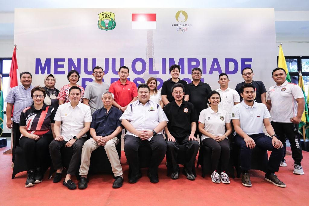 PP PBSI mengumumkan tim <i>ad hoc</i> Olimpiade Paris 2024 pada Senin (8/1/2024) di pelatnas bulu tangkis Indonesia, Cipayung, Jakarta. Pengumuman pembentukan tim <i>ad hoc</i> hanya empat bulan sebelum masa kualifikasi Olimpiade berakhir.