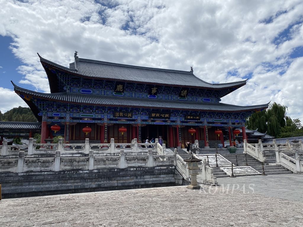 Kompleks kediaman bangsawan Mu di kota tua Lijiang, China.