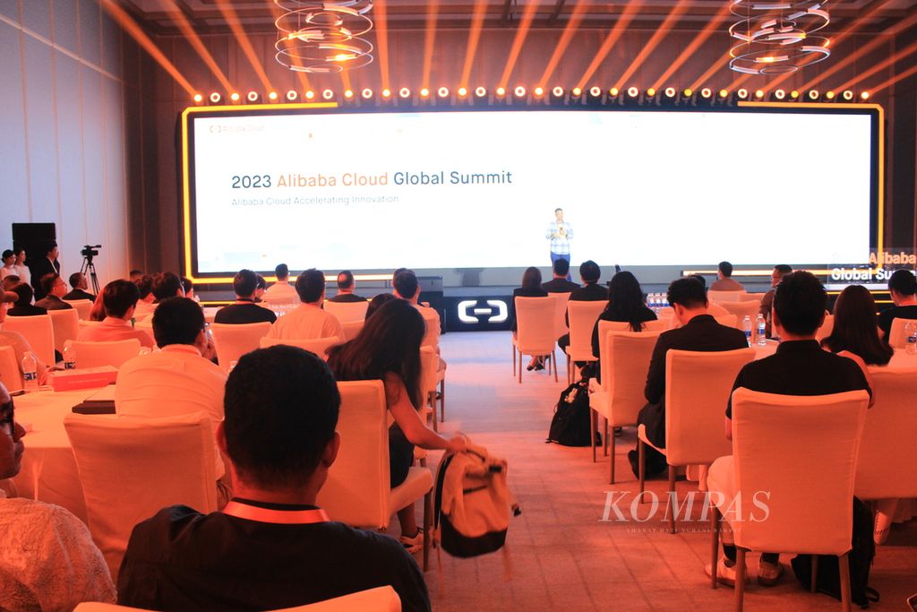 Suasana penyelenggaraan Alibaba Cloud Global Summit 2023 di Kota Hangzhou, China, Selasa (26/9/2023). 