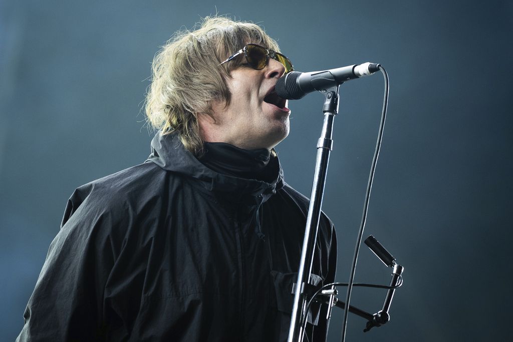 Arsip - Liam Gallagher tampil di Reading Music Festival, Inggris, 29 Agustus 2021.