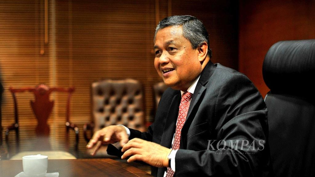 Gubernur Bank Indonesia Perry Warjiyo, saat wawancara khusus dengan <i>Kompas</i> di Jakarta, Rabu (30/5/2018).
