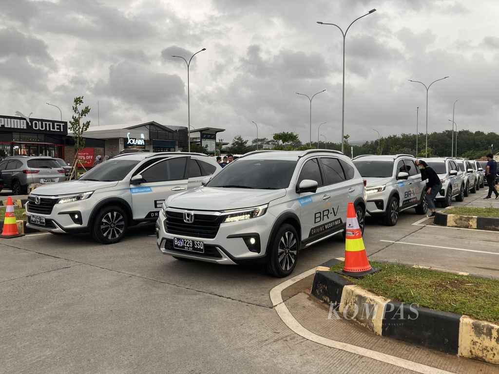 All New Honda BR-V dalam perjalanan uji kendara buat media menempuh jarak lebih dari 500 km dari Jakarta menuju Solo, Jawa Tengah melalui jalan tol Trans-Jawa, Selasa (11/01/2022).