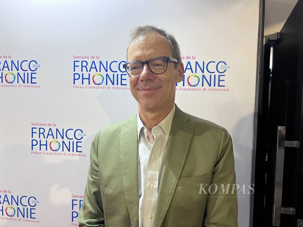 Duta Besar Swiss untuk Indonesia Olivier Zehnder ditemui di sela acara penutupan Pekan Frankofoni 2024 di IFI Jakarta, Sabtu (23/3/2024). 