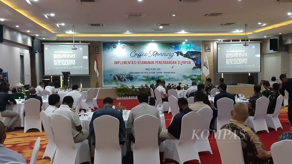 Seminar yang digelar Ikatan Pilot Indonesia bertajuk Implementasi Keamanan Penerbangan di Papua" di Sentani, Kabupaten Jayapura, Sabtu (10/9/2022).