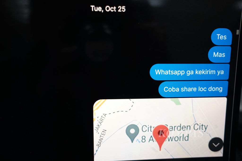 Salah satu percakapan yang dikirimkan oleh anggota tim Investigasi harian <i>Kompas</i> saat aplikasi pesan WhatsApp mengalami gangguan, Selasa (25/10/2022).
