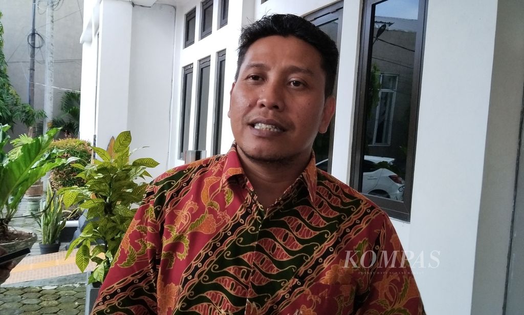 Ketua KPU DIY Ahmad Shidqi, di Yogyakarta, Senin (19/2/2024).