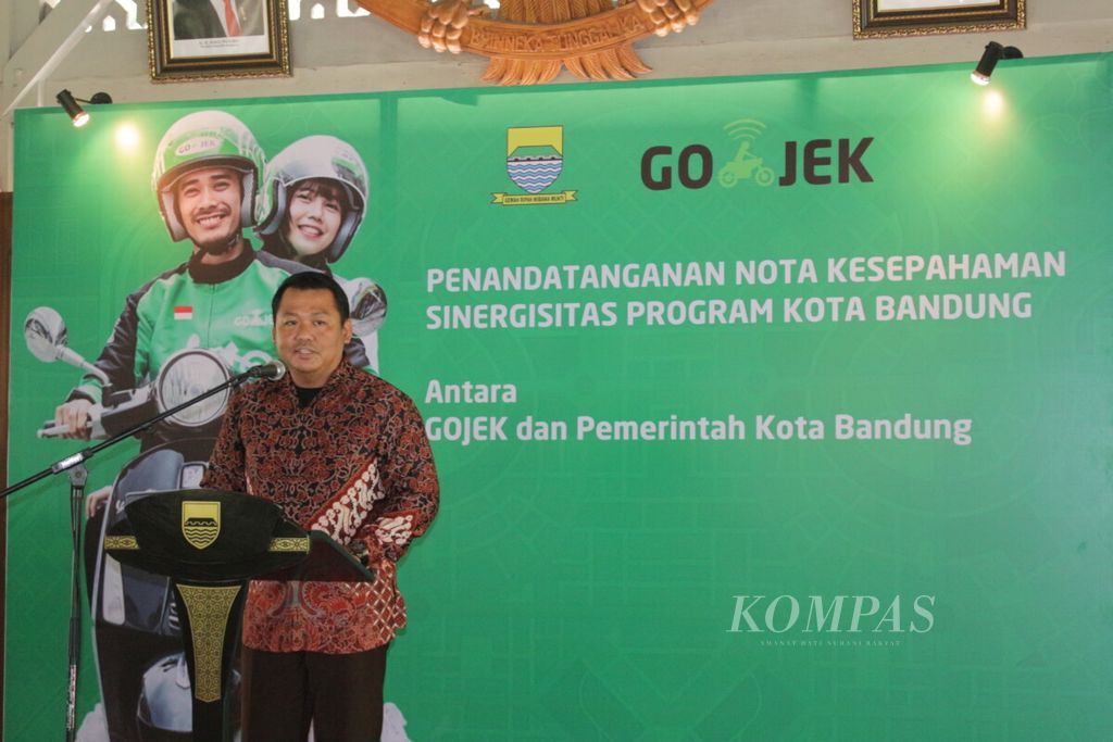 Gojek Indonesia, Damar Juniarto di bandung
