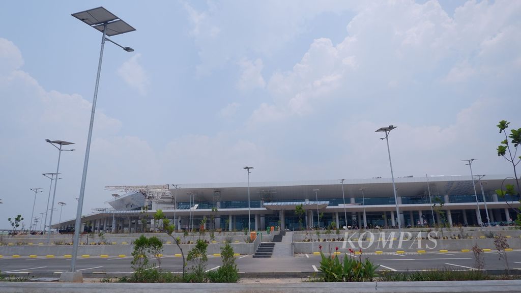 Gedung terminal baru Bandara Syamsudin Noor Banjarmasin di Banjarbaru, Kalimantan Selatan, Kamis (10/10/2019).