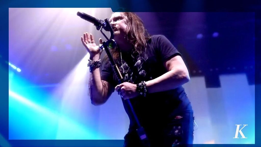 Grup progressive metal asal Amerika Serikat, Dream Theater, resmi menggelar konser di Kota Solo, Jawa Tengah.