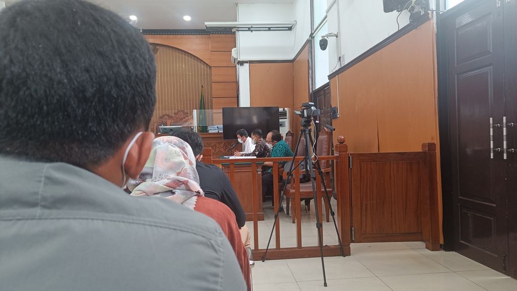 Tim kuasa hukum KPK selaku termohon saat menyampaikan jawaban terhadap gugatan praperadilan di Pengadilan Negeri Jakarta Selatan, Selasa (18/4/2023). Gugatan itu diajukan oleh Gubernur Papua Nonaktif Lukas Enembe yang diwakili kuasa hukumnya.