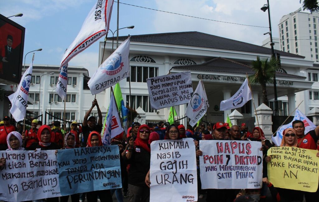 https://cdn-assetd.kompas.id/uPULysXcqPM6df6dMEXKNFxBSis=/1024x649/https%3A%2F%2Fkompas.id%2Fwp-content%2Fuploads%2F2019%2F12%2F20191223TAM-03_1577098284.jpg