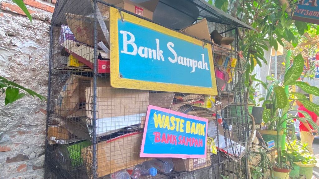 Salah satu Bank Sampah di RW 003, Kelurahan Cempaka Putih Timur, Kecamatan Cempaka Putih, Jakarta Pusat, Selasa (31/10/2023).