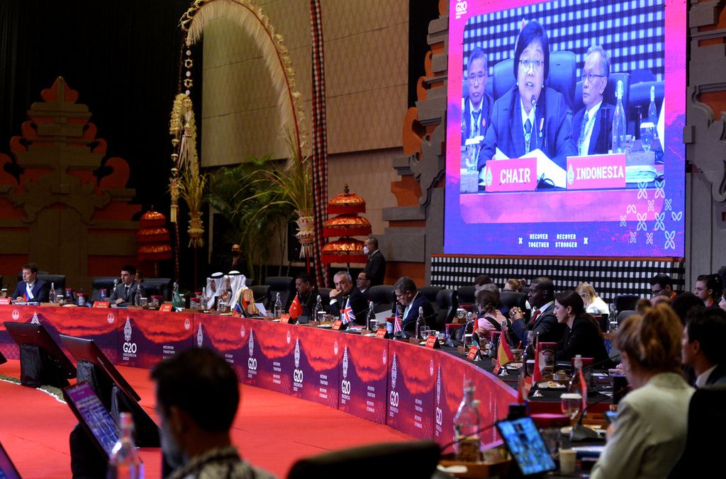 Members of the delegation participated in the G20 Joint Environment and Climate Ministerial Meeting (JECMM) in Nusa Dua, Badung, Bali, Wednesday (31/8/2022). The meeting of ministers for the climate and environment of the G20 countries is expected to produce a joint agreement to take action to save the earth.