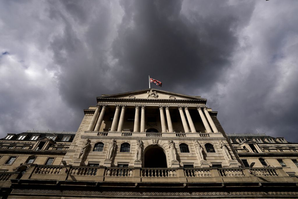 Bank Sentral Inggris atau Bank of England di London, pada Rabu (28/9/2022). Lembaga itu meluncurkan program pembelian obligasi sementara sebagai tindakan darurat mencegah "risiko material" terhadap stabilitas keuangan Inggris.