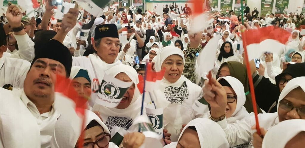 Jaringan Kiai Santri Nasional (JKSN) mendeklarasikan dukungan bagi pemenangan pasangan capres-cawapres Joko Widodo Jokowi-Maruf Amin di Jeddah, Arab Saudi, 11 Januari 2019. Deklarasi dipimpin Ketua Dewa Pengarah JKSN Khofifah Indar Parawansa.