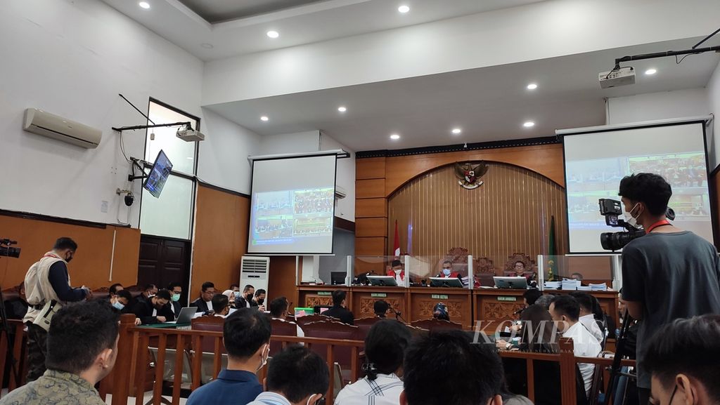 Suasana sidang kasus pembunuhan berencana Brigadir J atau Nofriansyah Yosua Hutabarat di Pengadilan Negeri Jakarta Selatan, Rabu (14/12/2022). 