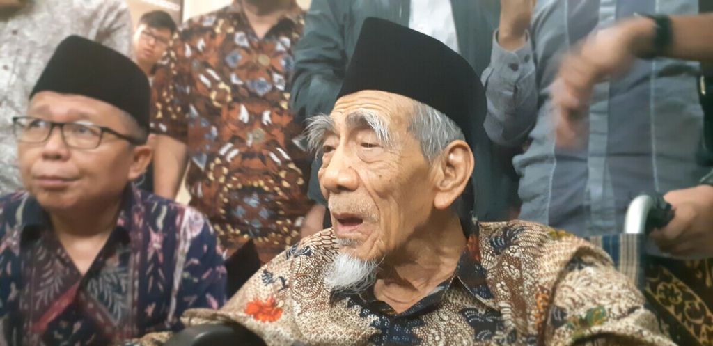 Ketua Majelis Syariah Partai Persatuan Pembangunan KH Maimun Zubair, yang juga ulama senior Nahdlatul Ulama.