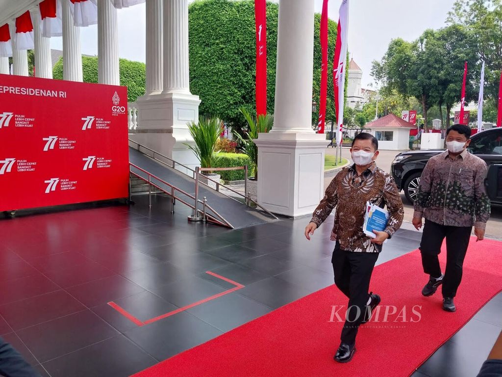 Ketua Umum PPP Suharso Monoarfa hadir di Kompleks Istana Kepresidenan, Jakarta, Senin (29/8/2022).