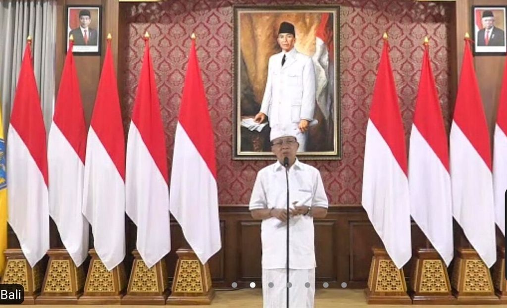 Tangkapan layar dari tayangan jumpa pers Gubernur Bali Wayan Koster dari Gedung Jayasabha, Kota Denpasar, Selasa (8/2/2022). 