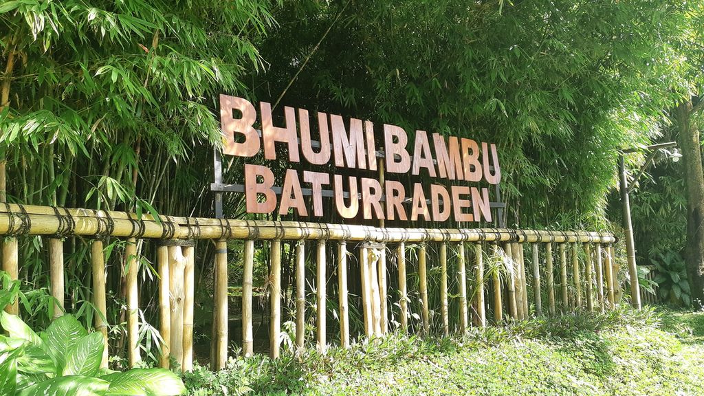 Tempat wisata Bhumi Bambu di Baturraden, Kabupaten Banyumas, Jawa Tengah, Senin (6/3/2023).