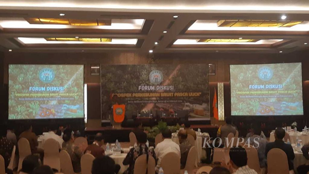 GAPKI pusat gelar forum diskusi yang bertajuk ”Prospek Kebun Sawit Pasca-Undang-Undang Cipta Kerja”, di Palangkaraya, Kalimantan Tengah, Senin (5/2/2024).