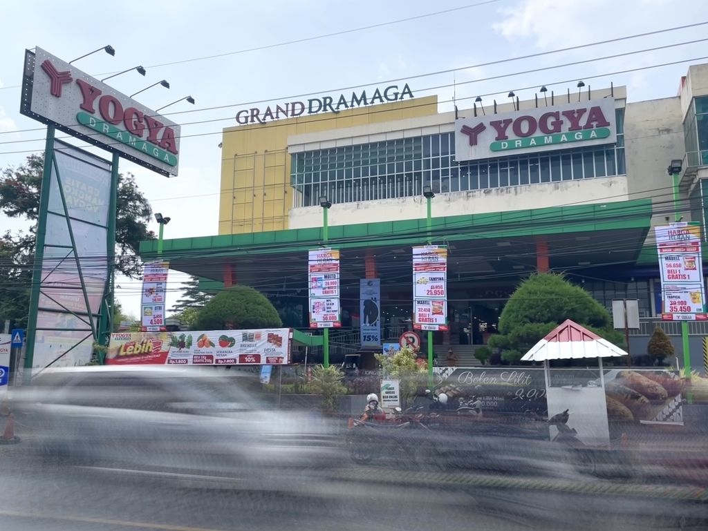  Toserba Yogya di Jalan Dramaga, Kota Bogor, Jawa Barat, Jumat (17/3/2023).