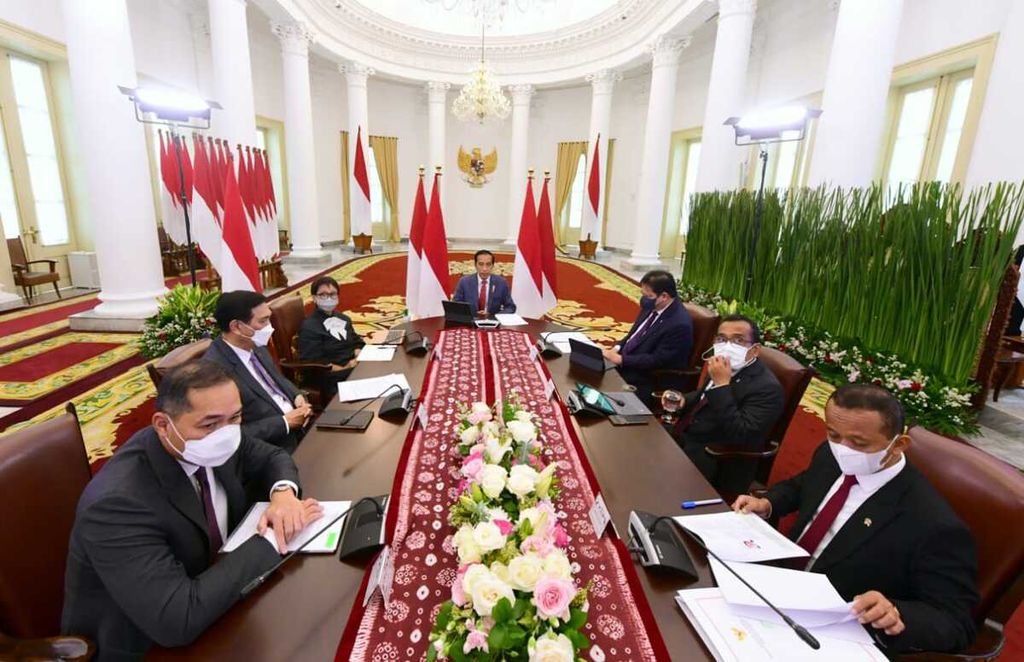 Presiden Joko Widodo dalam sambutannya saat menghadiri pertemuan World Economic Forum secara virtual dari Istana Kepresidenan Bogor, Jawa Barat, Kamis, 20 Januari 2022.