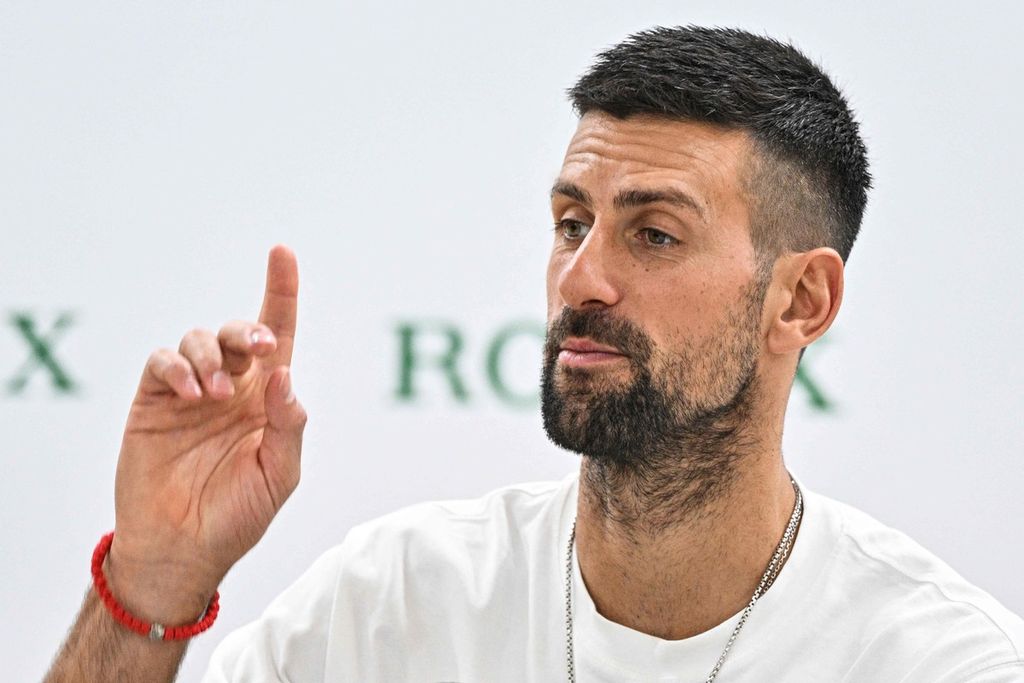 Petenis Serbia, Novak Djokovic, berbicara dalam jumpa pers jelang turnamen ATP Masters 1000 Shanghai, Rabu (2/10/2024). 