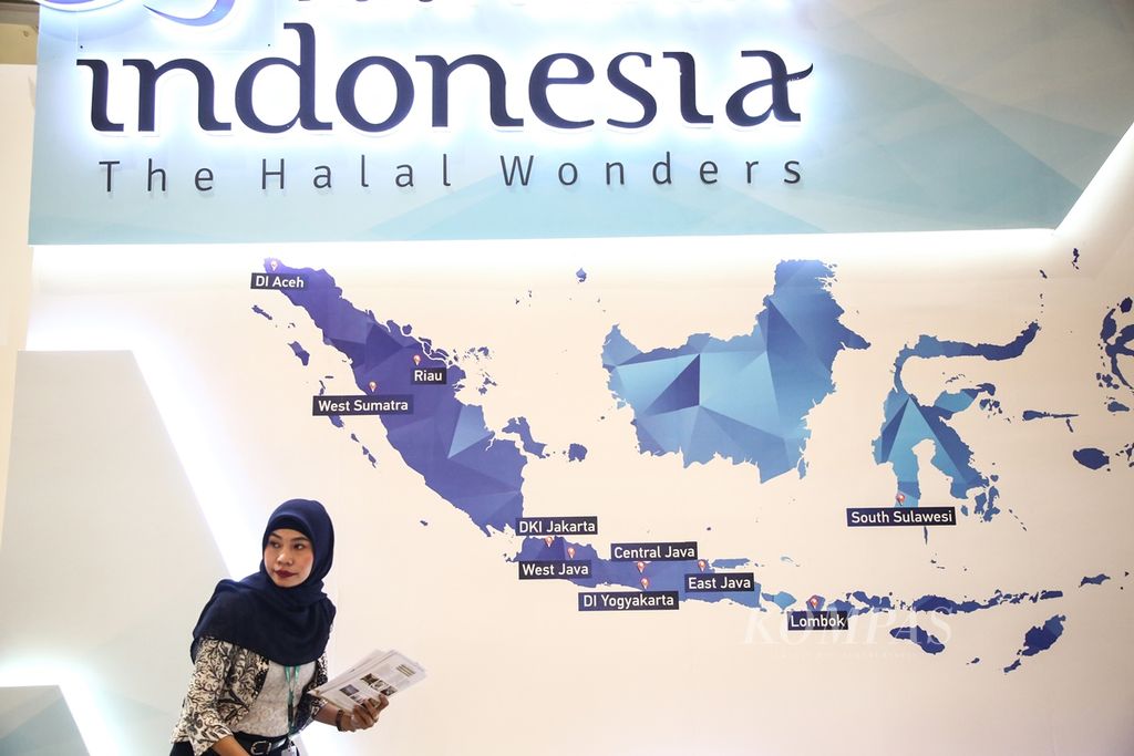 Peta daerah dengan potensi wisata halal dalam kegiatan Indonesia Sharia Economic Festival (ISEF) 2019 di Jakarta Convention Center, Jakarta Pusat, Rabu (13/11/2019). 