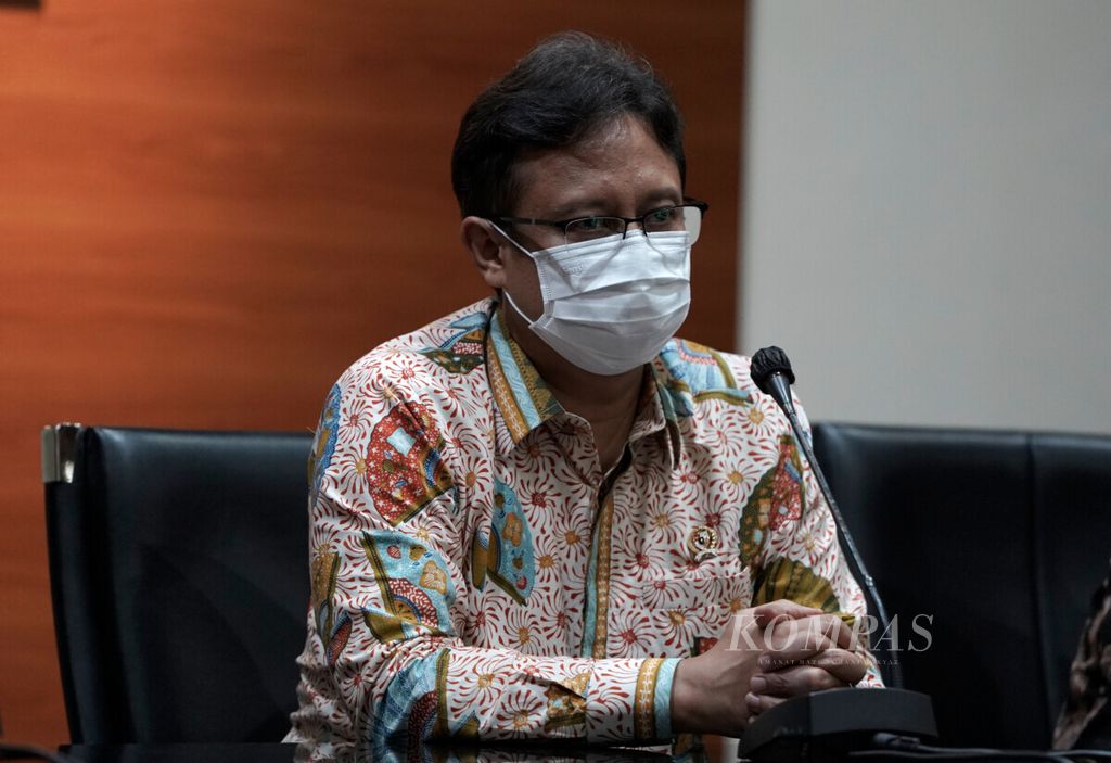 Menteri Kesehatan Budi Gunadi Sadikin dalam keterangan pers di Gedung KPK, Jakarta, Jumat (8/1/2021).