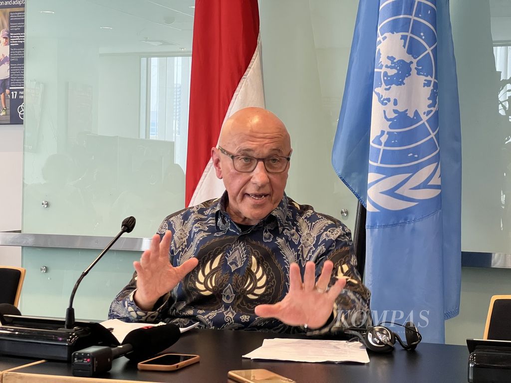 Pelapor Khusus PBB untuk Urusan HAM di Myanmar Thomas Andrews memberikan penjelasan hasil kunjungannya selama beberapa hari di Indonesia, di Jakarta, Rabu (21/6/2023). 