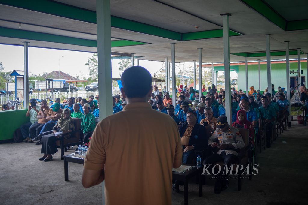 Sebanyak 54 calon siswa Sekolah Peternakan Rakyat (SPR) menghadiri acara deklarasi program SPR di Distrik Bomberay, Fakfak, Papua Barat, Kamis (22/6/2023). Program itu dikelola oleh IPB University.