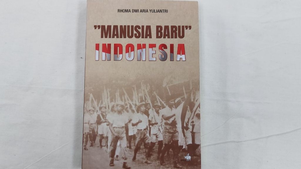 Halaman muka buku berjudul ”Manusia Baru” Indonesia