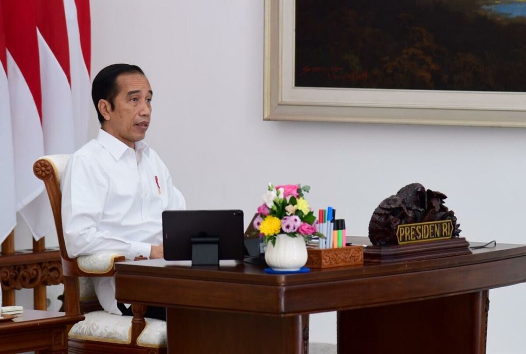 Presiden Joko Widodo memimpin rapat terbatas di Istana Kepresidenan di Bogor, Jawa Barat, Kamis (15/10/2020). Indonesia akan menjadi tuan rumah Platform Global untuk Pengurangan Risiko Bencana atau Global Platform for Disaster Risk Reduction yang direncanakan digelar di Bali, 23-28 Mei 2022.