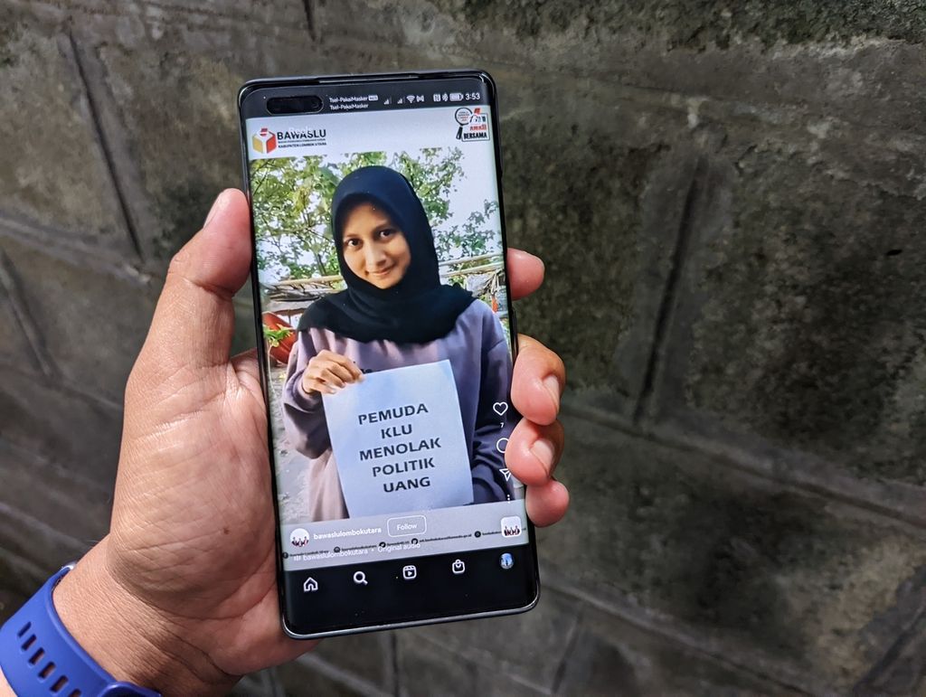 Akun Instagram Badan Pengawas Pemilu Lombok Utara, Nusa Tenggara Barat, mengunggah konten video berisi ajakan menolak praktik politik uang saat Pemilu 2024 pada Jumat (9/12/2022). Media sosial dinilai berperan penting untuk mengajak masyarakat dalam mendukung terwujudnya Pemilu 2024 yang berkualitas.