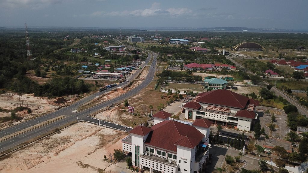Lanskap pusat wilayah Kabupaten Penajam Paser Utara, Kalimantan Timur, Kamis (29/8/2019). Penajam Paser Utara dan Samboja akan menjadi bagian dari ibu kota baru yang telah ditetapkan oleh Presiden Joko Widodo.