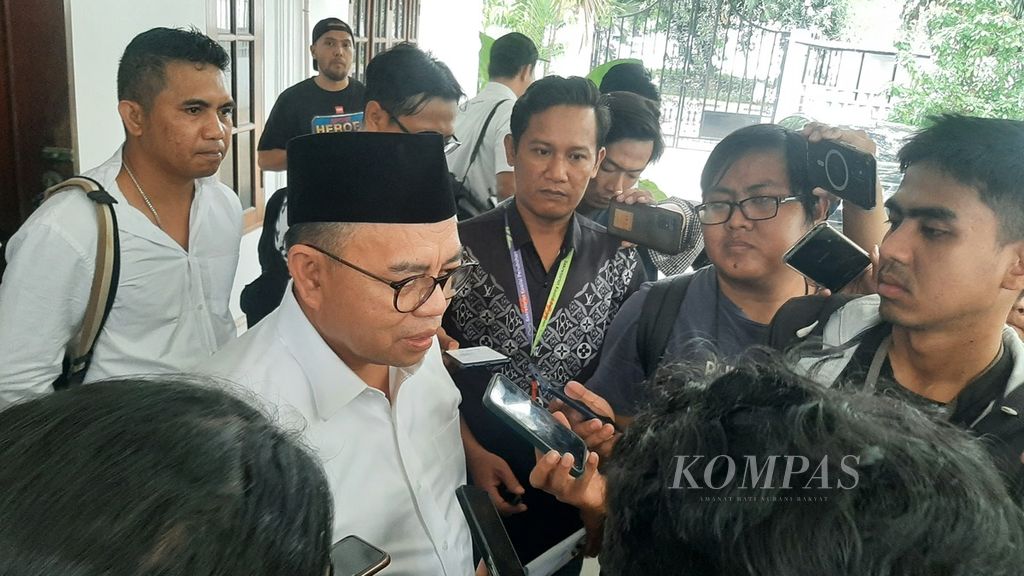 Ketua Harian Tim Pemenangan Nasional (Timnas) Amin Sudirman Said di Sekretariat Perubahan, Jakarta, Rabu (22/11/2023).