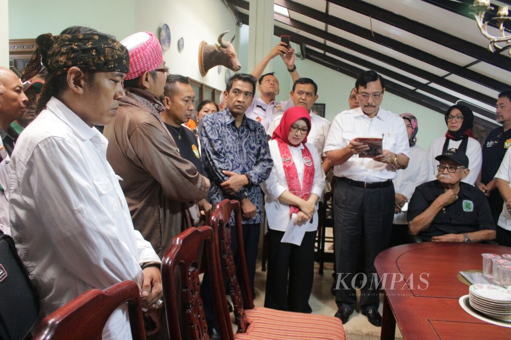 Silaturahmi Luhut Binsar Pandjaitan dengan Solihin GP di Bandung