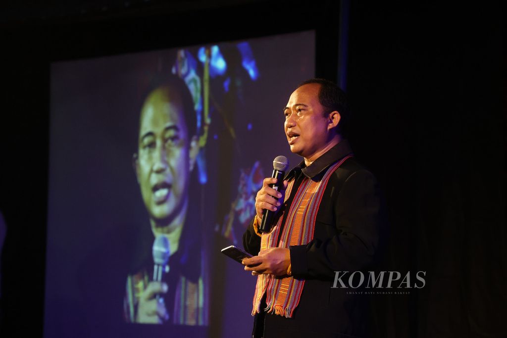General Manager Bentara Budaya Ilham Khoiri menyampaikan sambutan saat acara peringatan HUT Ke-40 Bentara Budaya di Bentara Budaya Yogyakarta, Kotabaru, Yogyakarta, Senin (26/9/2022). 