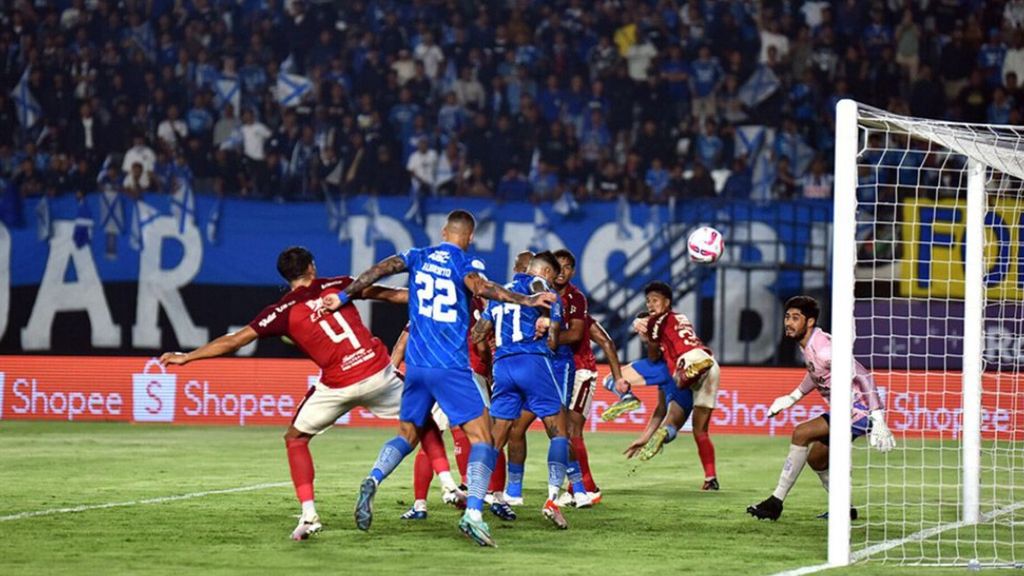 Persib Bandung Kian Dekat dengan Gelar Ketiga