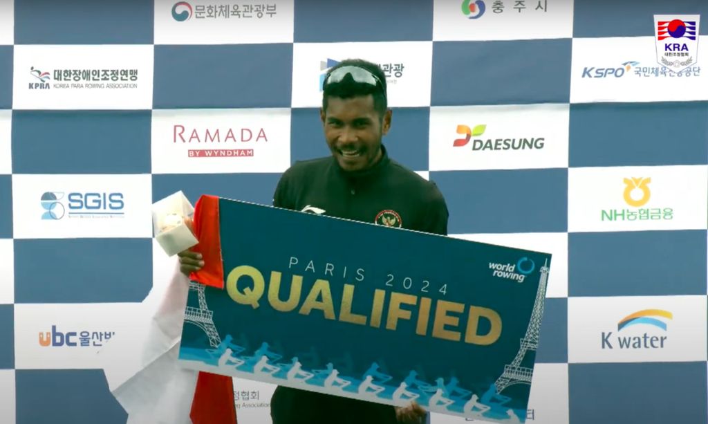 Atlet dayung disiplin rowing Indonesia, La Memo, berhasil meraih tiket lolos ke Olimpiade Paris 2024 setelah finis sebagai terbaik kedua di Kejuaraan Dayung Asia-Osenia di Chungju, Korsel, Minggu (21/4/2024).