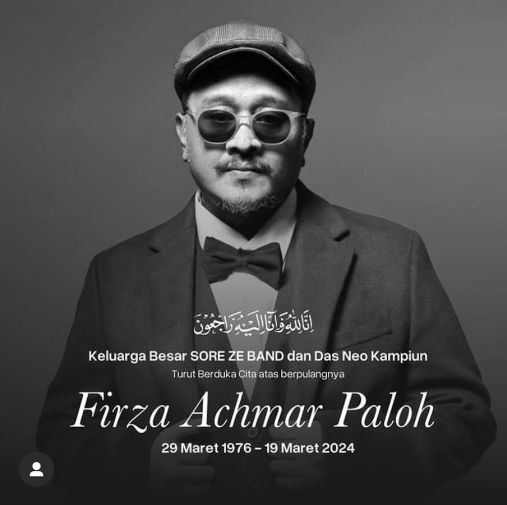 Firza Achmar Paloh atau dikenal dengan Ade Paloh (47), vokalis dan gitaris grup musik Sore, meninggal dunia di Jakarta pada Selasa (19/3/2024). Ia dimakamkan di Taman Pemakaman Umum Pondok Ranggon, Jakarta Timur.
