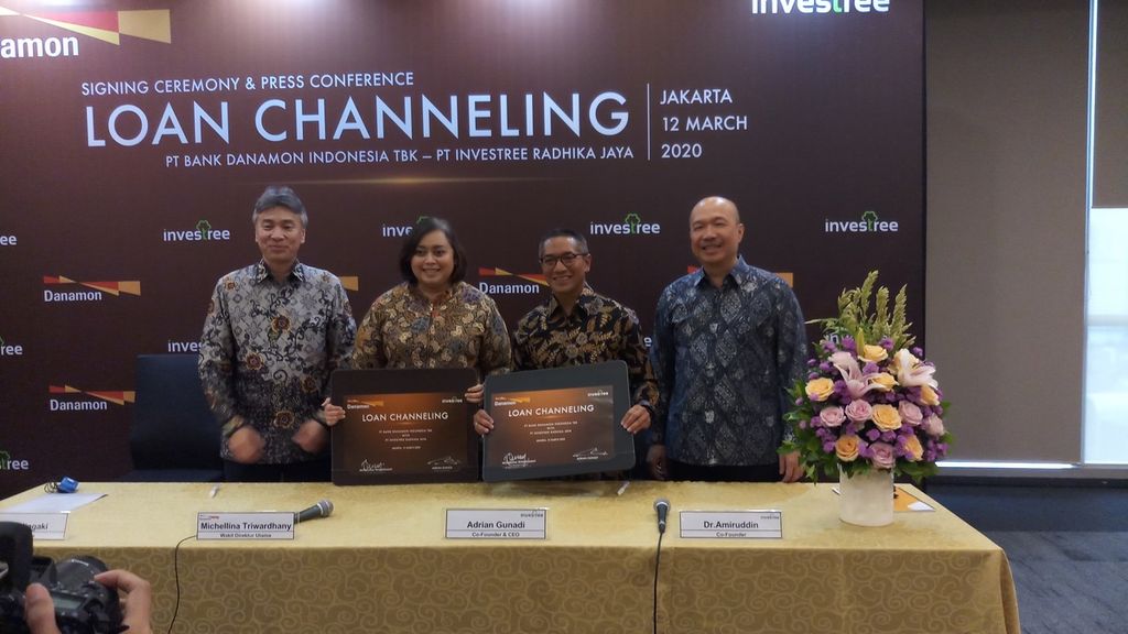 PT Bank Danamon Indonesia Tbk dan PT Investree Radhika Jaya menjalin kerja sama terkait penyaluran kredit usaha di Jakarta, Kamis (12/3/2020).