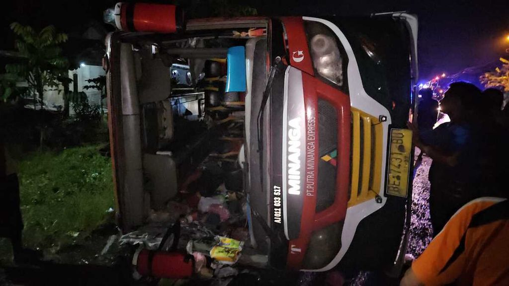 Bus pengangkut siswa<i> study tour</i> mengalami kecelakaan di Kabupaten Ogan Komering Ilir, Sumatera Selatan, Jumat (24/5/2024) malam. 