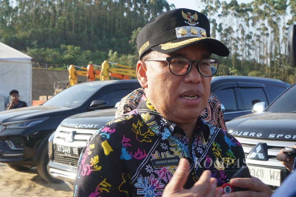 Penjabat Bupati Penajam Paser Utara Makmur Marbun saat diwawancara di wilayah Ibu Kota Nusantara di Kalimantan Timur, Kamis (21/9/2023).