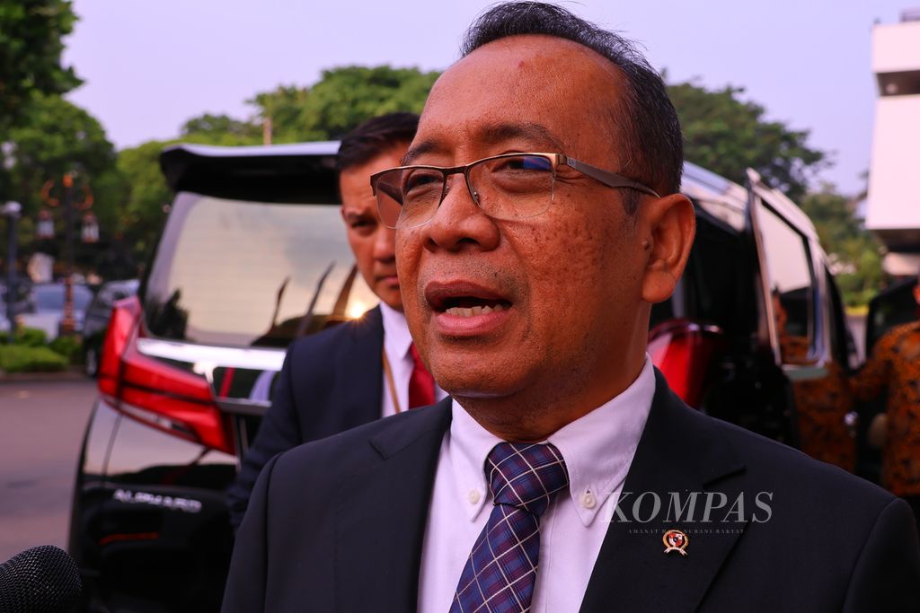 Menteri Sekretaris Negara Pratikno