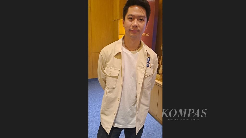 Kevin Sanjaya, atlet bulu tangkis nasional, saat hadir dalam peresmian Rumu Private Japanese Grill, di Jakarta, Senin (30/1/2023). 