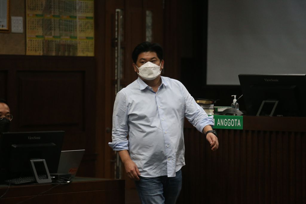 Terdakwa kasus dugaan korupsi Asabri, Heru Hidayat, mengikuti sidang putusan di Pengadilan Tipikor Jakarta, Selasa (18/1/2022).